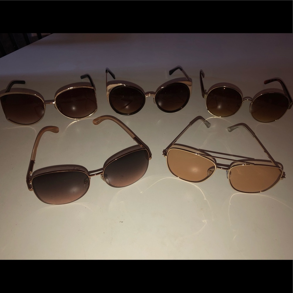 Lot of 5 Women’s sunglasses